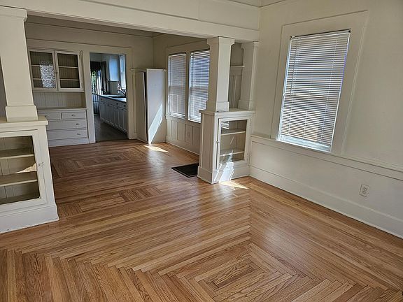 2nd image of 1214 Florida St