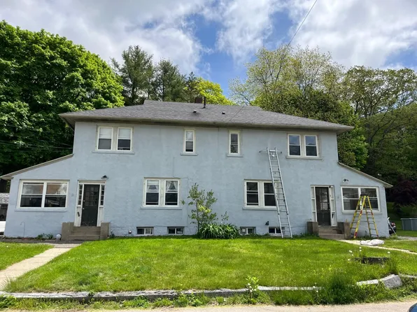 17 Beech Street, Newmarket, NH 03857