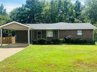 318 E Henry St, Poplar Bluff, MO 63901