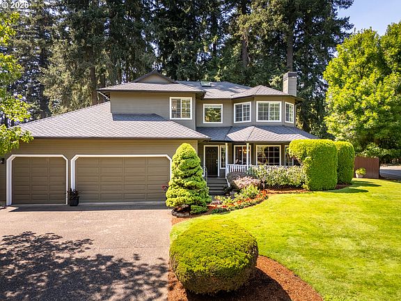 2nd image of 8670 SW Rogue Ln