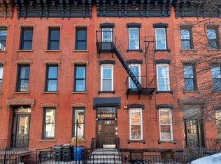 124 Calyer St, Brooklyn, NY 11222