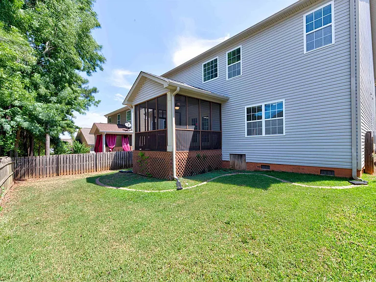 129 Herrick Ct — Photo 37