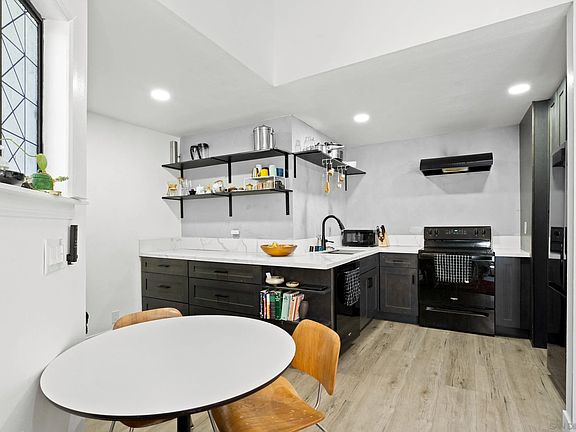 4th image of 4622 Felton St Unit 5