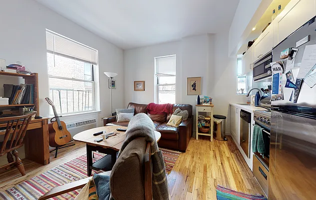 Rented by (Legacy) Tri Hill Realty Group LLC | media 8