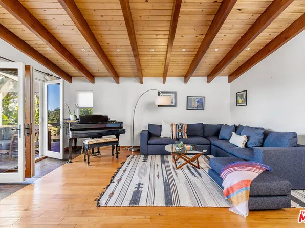 2716 Halsey Rd, Topanga, CA 90290