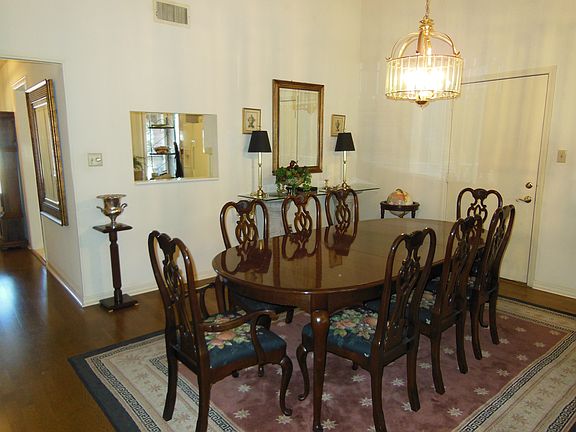 3rd image of 5201 Fairway Ave APT 25