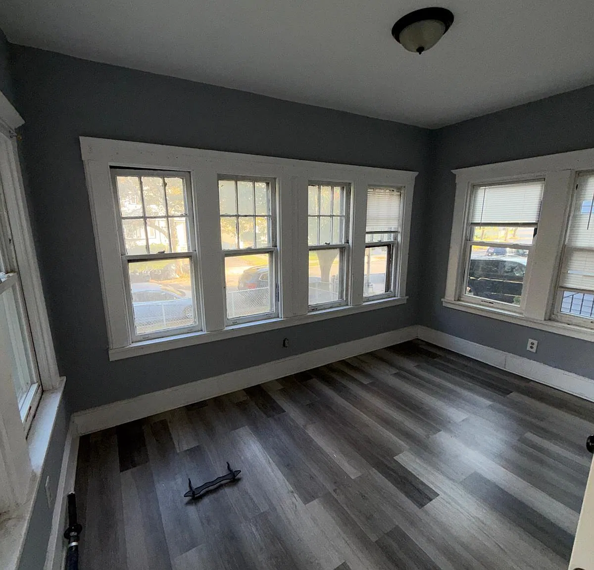 4 bed, $2,395 — Photo 1