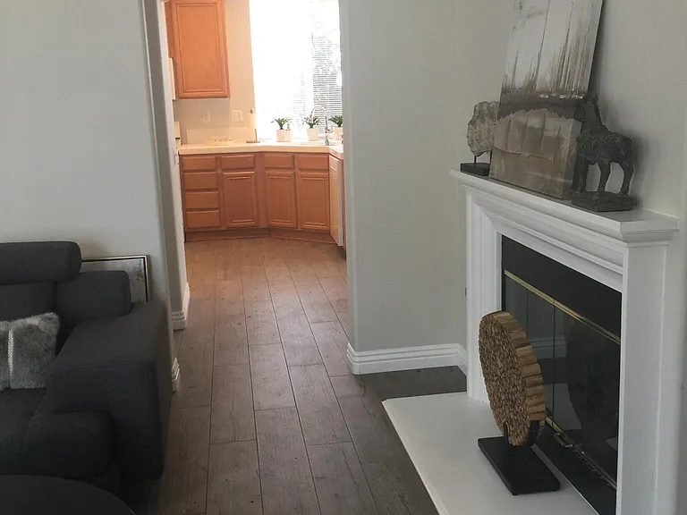753 E Port Hueneme Rd — Photo 3