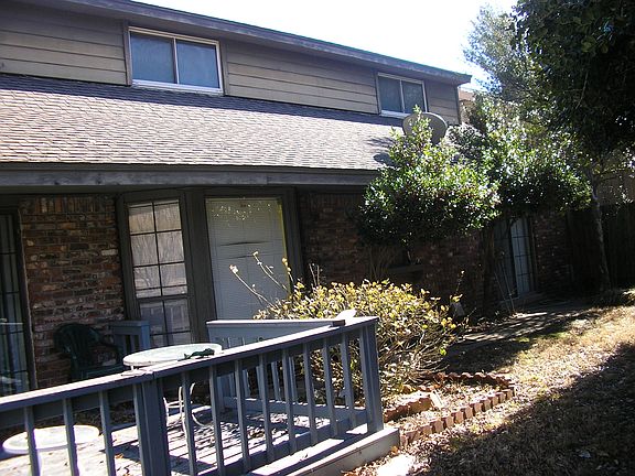 5th image of 3716 E 64th Pl
