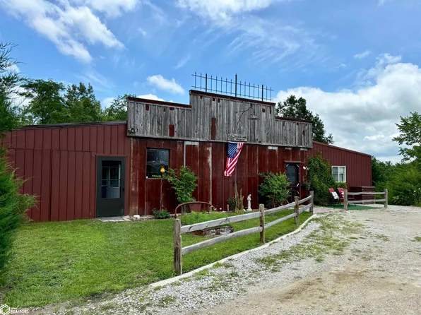 1709 Old Farm Rd, Fairfield, IA 52556