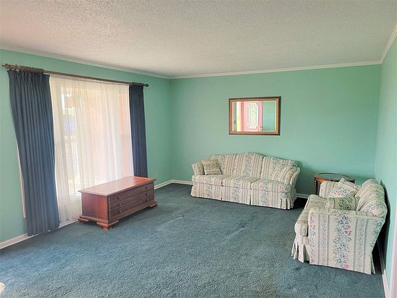3rd image of 830 E County Road 450 N