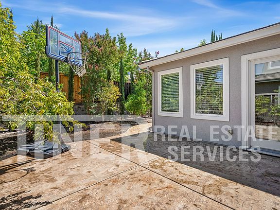 4th image of 949 Station House Ln