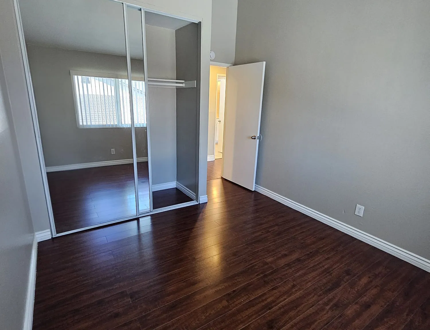 2 bed, 1.5 bath, $2,450 — Photo 4