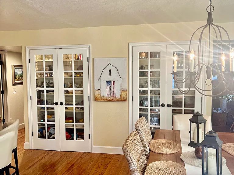 Lots of Pantry space