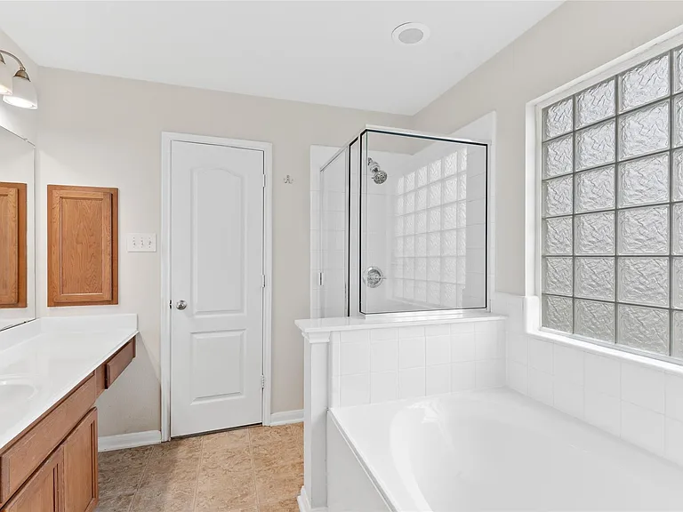 18226 Fair Grange Ln — Photo 22