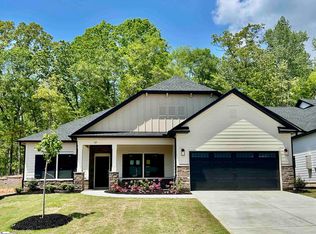 112 Shale Dr, Central, SC 29630