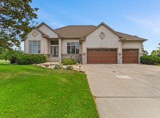 11435 Kenyon Ct NE, Blaine, MN 55449