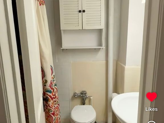5th image of 1365 N Corona St