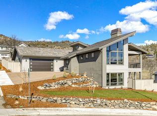 5618 Autumn Park Dr, Medford, OR