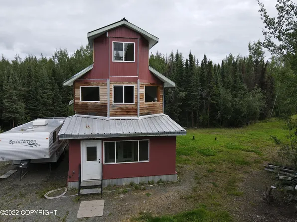 36501 Feuding Ln, Sterling, AK 99672