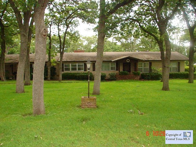 1st image of 46 E Shady Ln