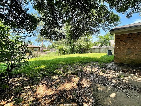 5th image of 3105 Bluestem Dr #3105