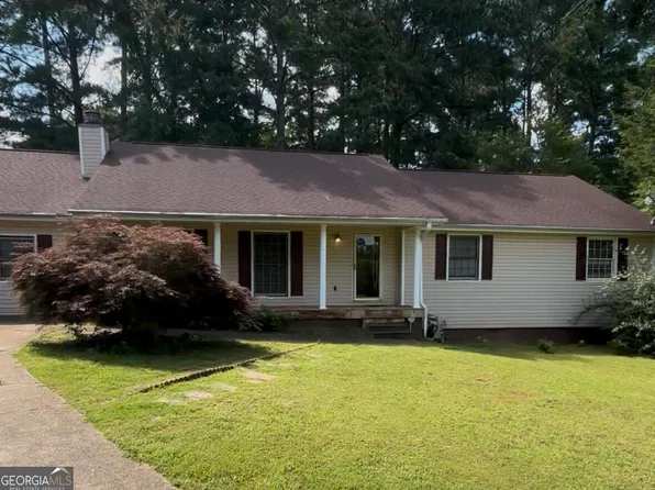 1855 Quail Wood Dr, Stone Mountain, GA 30088