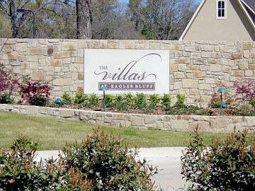 1st image of 108 Elmtree Cir