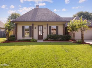 105 Rue Des Cannes, Maurice, LA 70555