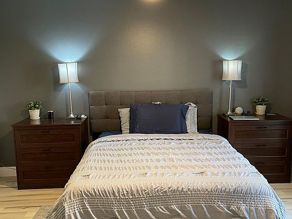 3rd image of 3018 Plaza Terrace Dr