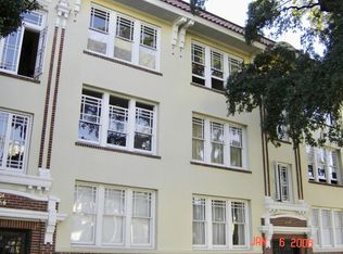 802 McGowen St, Houston, TX 77006