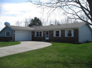 322 Eastbrook Dr, Decatur, IN 46733