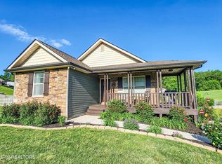 487 S Glen Rd, Maynardville, TN 37807