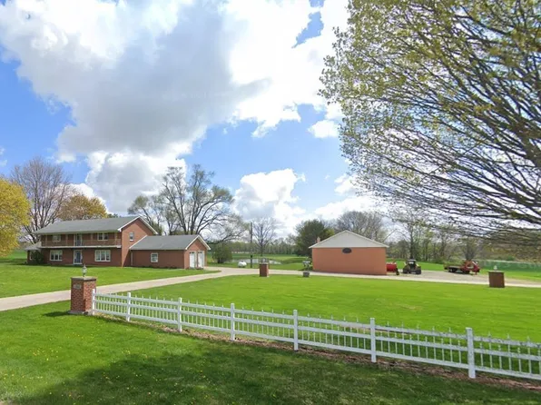 891 S 1100 E, Avilla, IN 46710