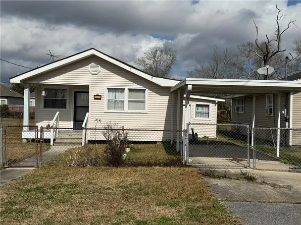 1545 Susan Ln, Slidell, LA 70458