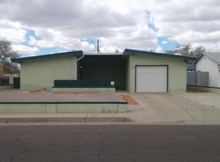 233 General Arnold St NE, Albuquerque, NM 87123