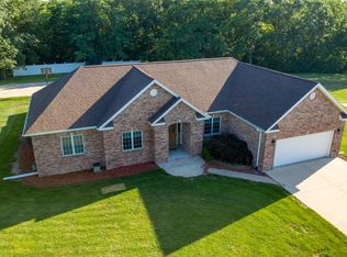 1940 Windsor Ct, Mexico, MO 65265