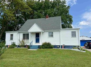 5345 King Rd, Bridgeport, MI 48722