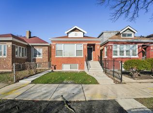8824 S Wood St, Chicago, IL