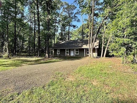 2nd image of 375 Admiral Dr