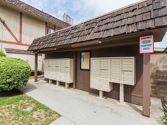 3rd image of 14333 Van Nuys Blvd Unit 34