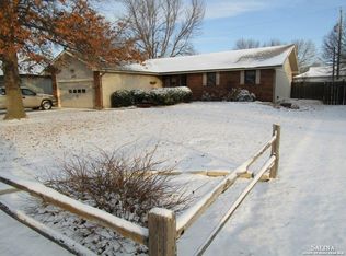2413 Village Ln, Salina, KS 67401