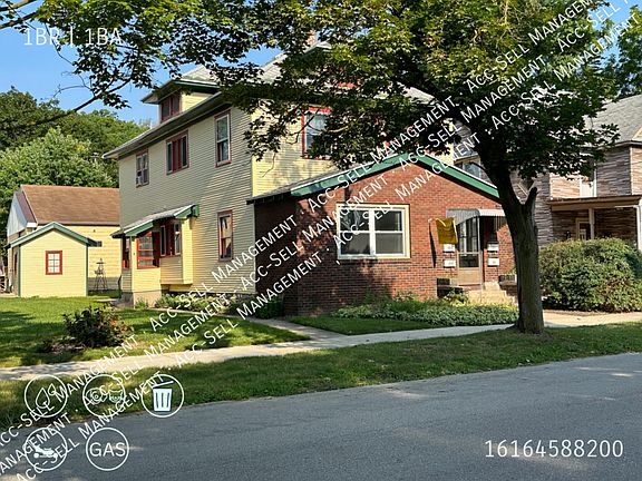 3rd image of 209 Valley Ave NW APT 2