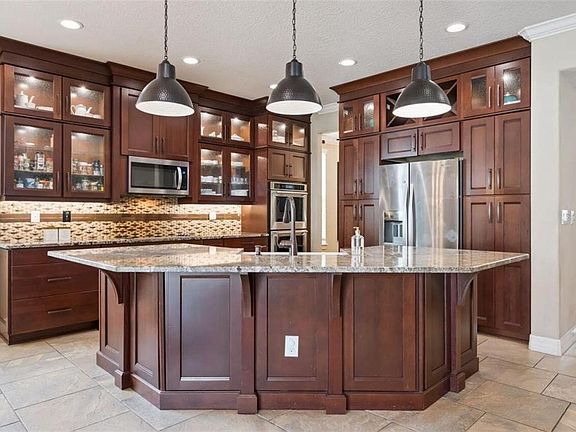 3rd image of 2683 AMATI DRIVE
