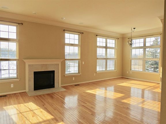 5th image of 10051 Cotswald Dr