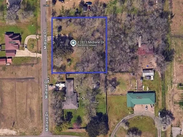 12823 Midlane Dr, Pearland, TX 77581