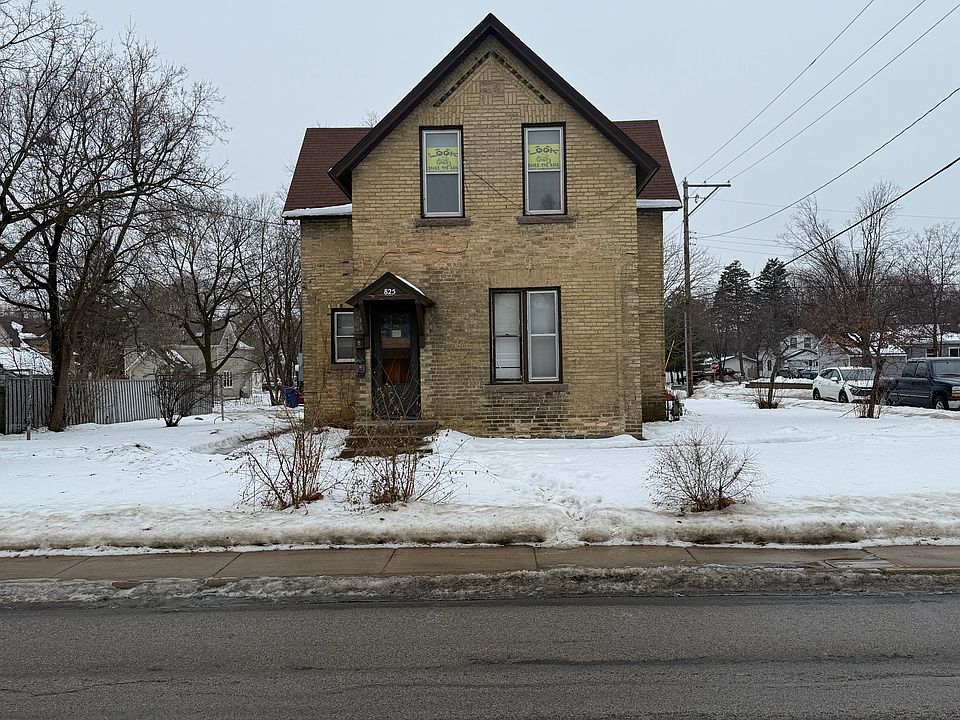 1st image of 825 9th Ave N #2