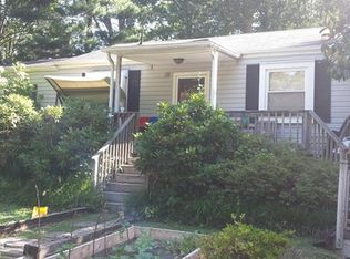 2728 Shady Lawn Dr, Greensboro, NC 27408
