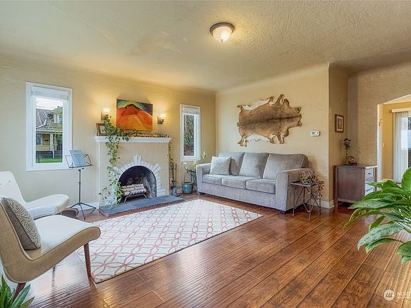 3rd image of 658 Juniper Street