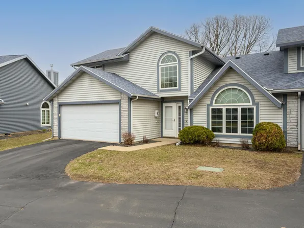 2617 Tuxedo Ln NW, Rochester, MN 55901